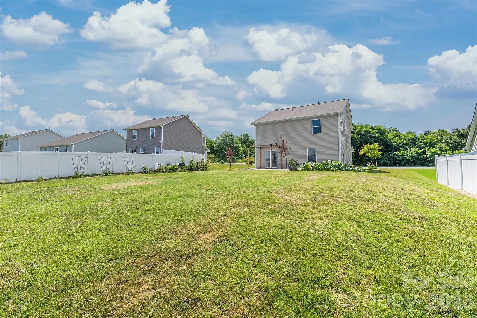 Building Photo - 1232 Phifer Rd