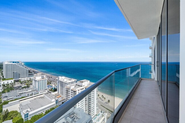 Building Photo - 151 N Seabreeze Blvd