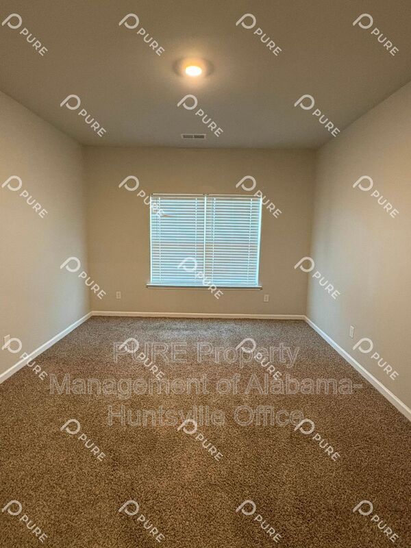 Building Photo - 14170 Lannister Ln