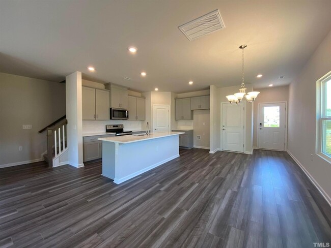 Primary Photo - 908 Clearhaven Ln