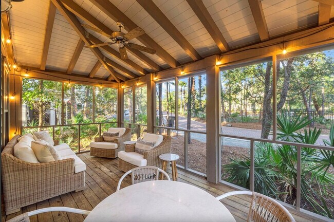 Building Photo - 587 Patina Blvd