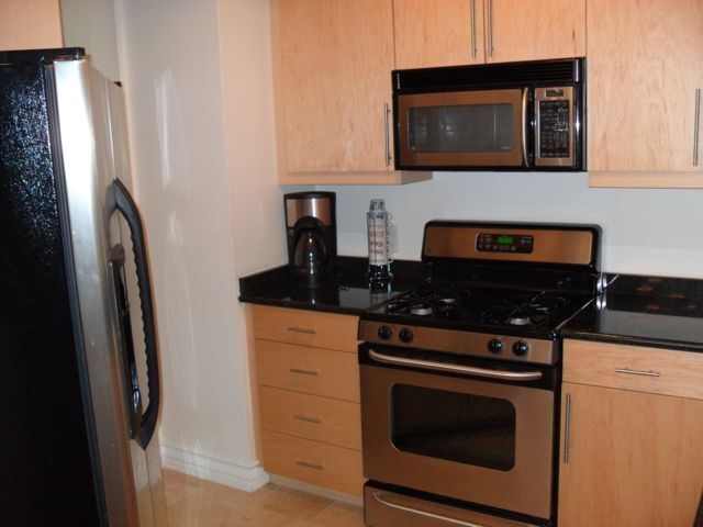 Building Photo - Meridian - Luxury 1Bdr/Bath Fully Furnishe...
