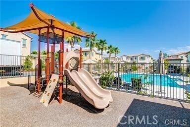 Building Photo - 143 Primrose Dr