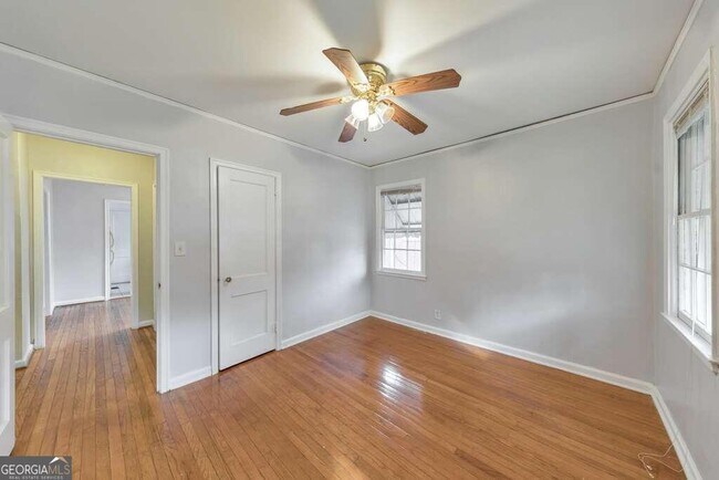 Building Photo - 60 Delmont Dr NE