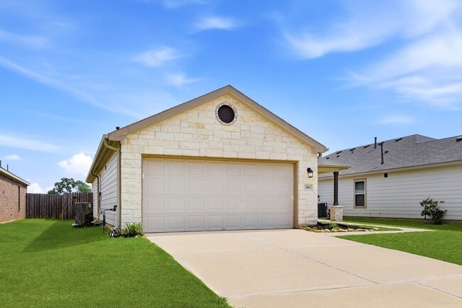 Building Photo - 363 Cumberland Forest Dr