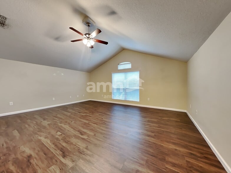 Building Photo - 428 Fort Drum Ct