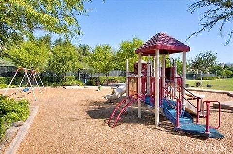 Building Photo - 24862 Vista Rancho