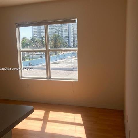 Building Photo - 7326 Collins Ave