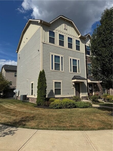 Building Photo - 416 Fairmont Dr