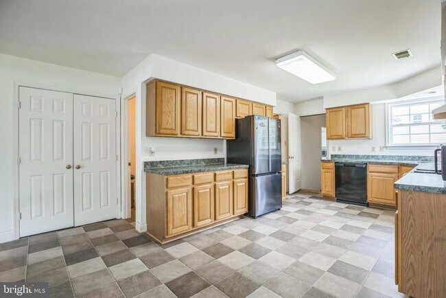 Building Photo - 1005 Agricopia Dr