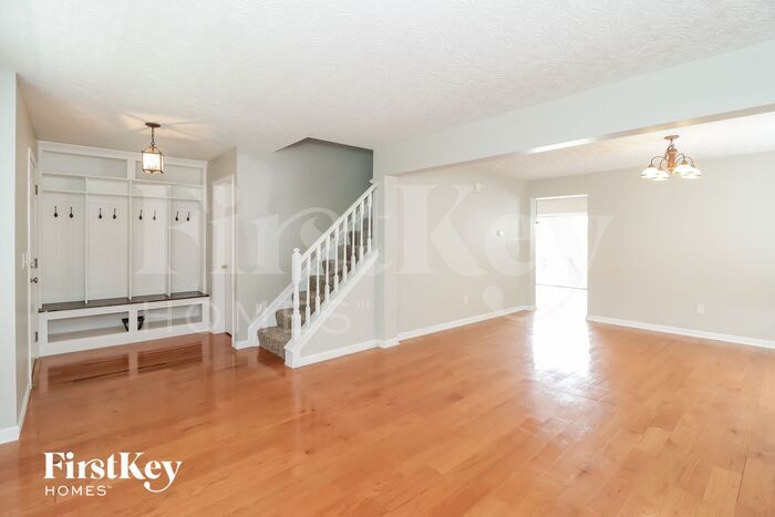 Building Photo - 330 Bridle Creek Dr