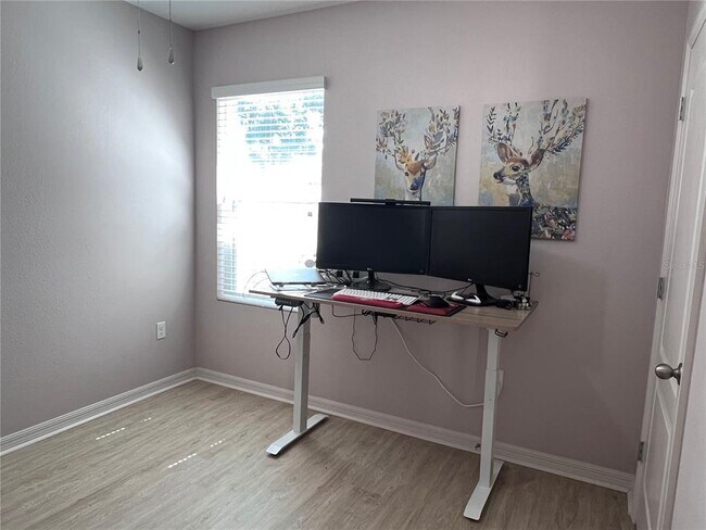 Building Photo - 10120 Hawk Storm Ave