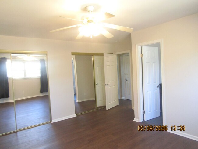 Building Photo - Lake Whitehurst