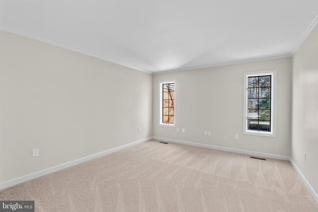 Building Photo - 1175 S Washington St