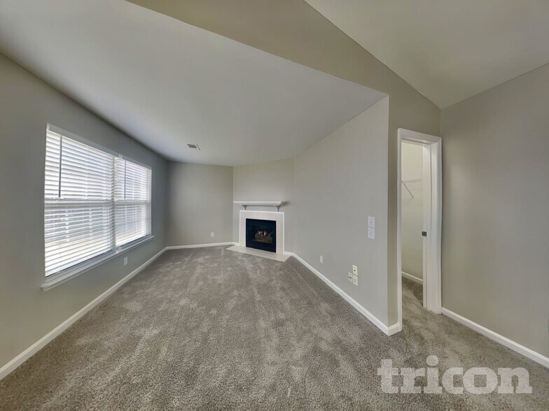 Building Photo - 528 Antebellum Ct