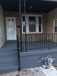 Building Photo - 1008 Langham Ave
