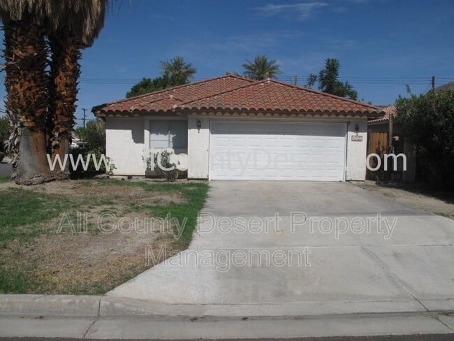 Building Photo - 52020 Avenida Mendoza