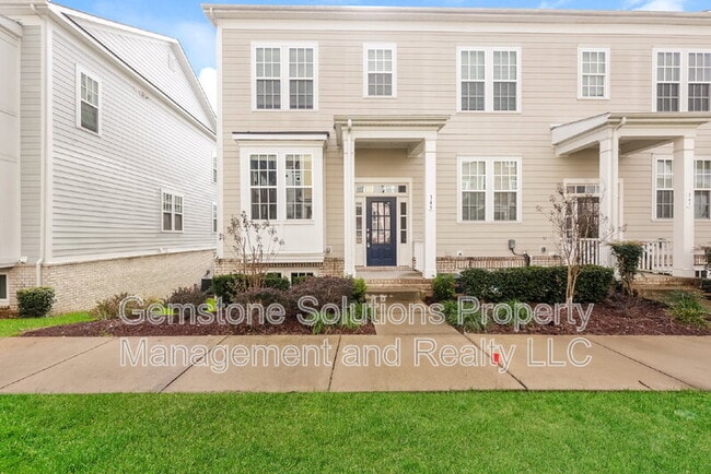 Primary Photo - 345 Kara Ln