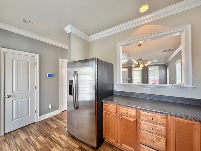 Building Photo - **OFFERING REFUNDABLE APPLICATION FEES & $150 MOVE IN PROMOTION** Modern 2BD, 2.5BA Raleigh Home ...