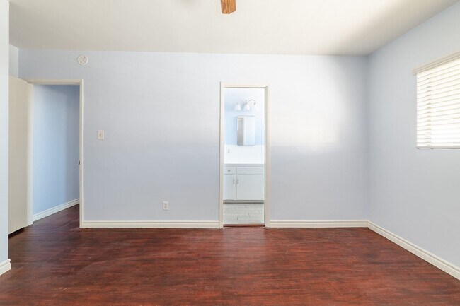 Building Photo - 121 N Spruce St. Montebello CA 90640