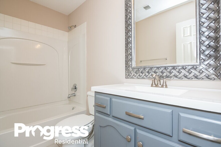 Building Photo - 5444 Milton Ridge Dr