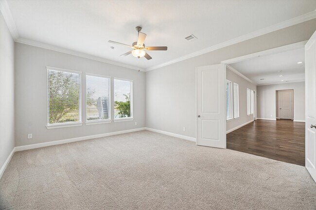 Building Photo - 18807 Serene Water Dr