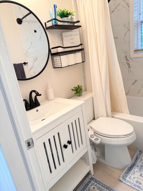 Building Photo - 148 Riverthorn Rd