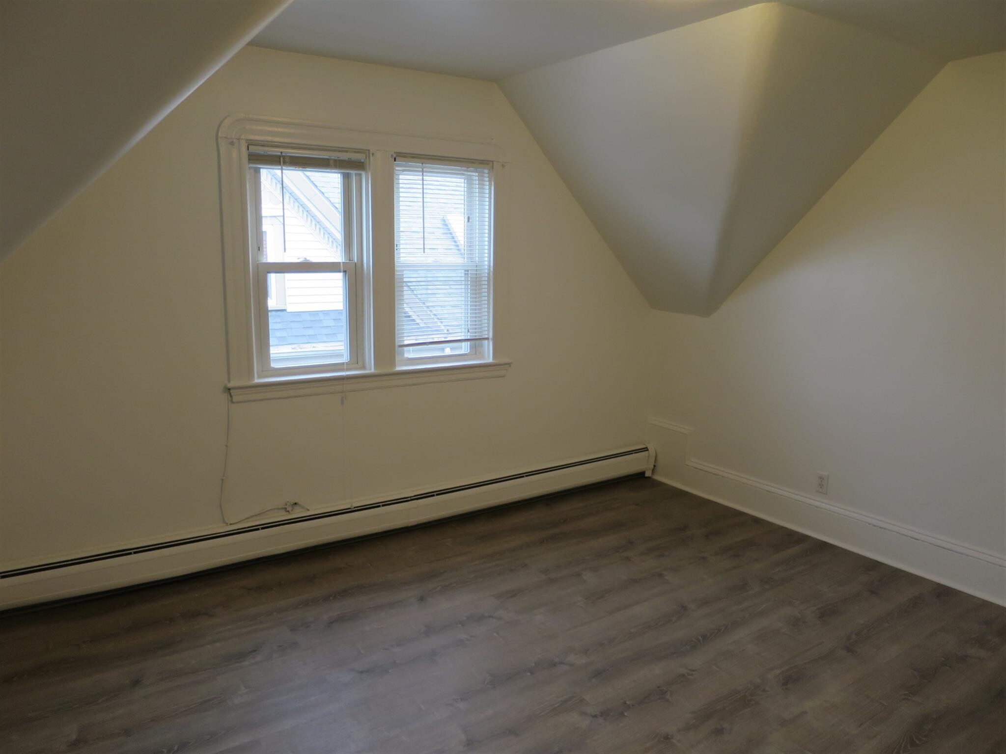 Building Photo - 205 Highland Ave