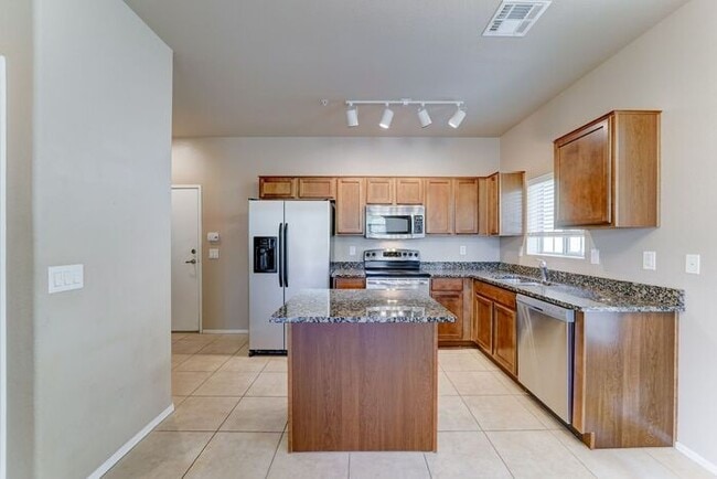 Building Photo - READY TO VIEW NOW! Beautiful Townhome in Great Location