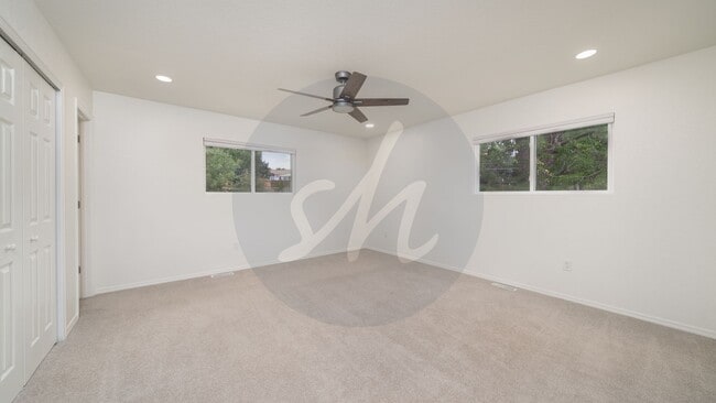 Building Photo - 2518 Fairview Cir