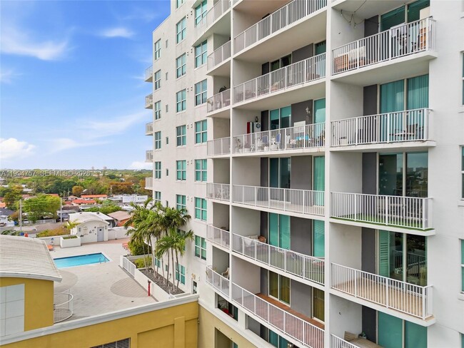 Building Photo - 3180 SW 22nd Terrace