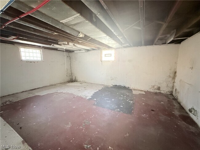 Building Photo - 1433 Kenmore Blvd