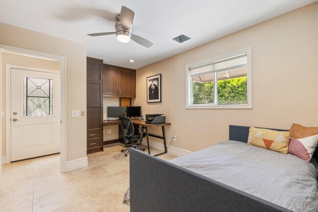 Building Photo - 74085 Mockingbird Trail