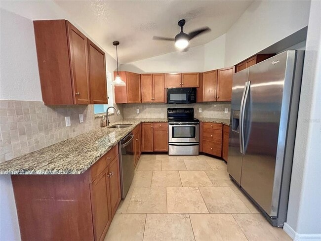 Building Photo - 2348 Cincinnati St