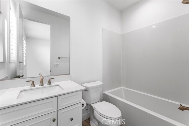 Building Photo - 105 Shear