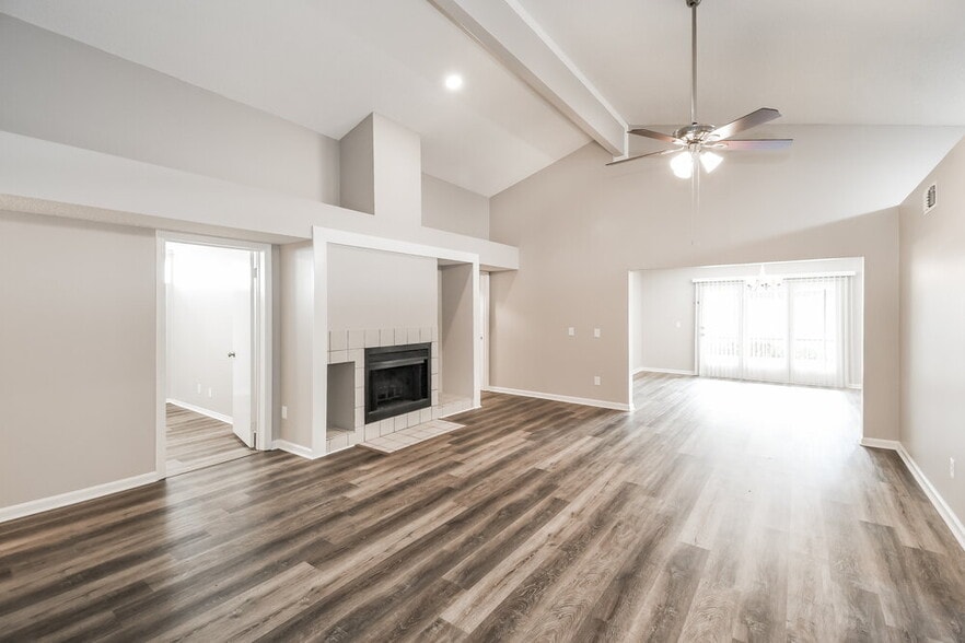 Building Photo - 11325 McNichols Ct