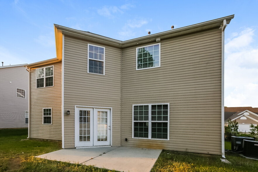 Building Photo - 5015 Abode Lily Ln
