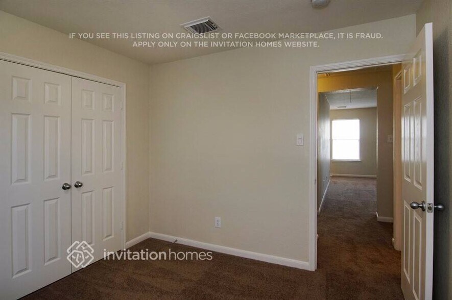 Building Photo - 8119 White Arbor Ct