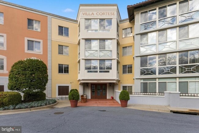 Building Photo - 14801 Pennfield Cir