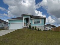 Building Photo - Pensacola - Deer Run - 4 bed, 2 bath w/ co...