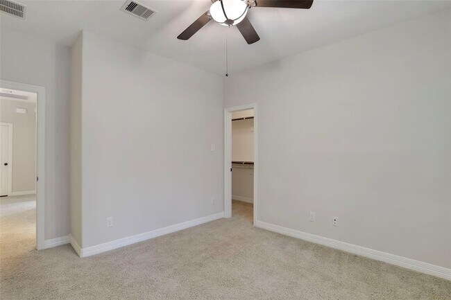 Building Photo - 27623 Dalton Bluff Ct
