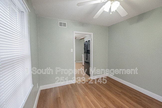 Building Photo - 4361 Montclair Cir E