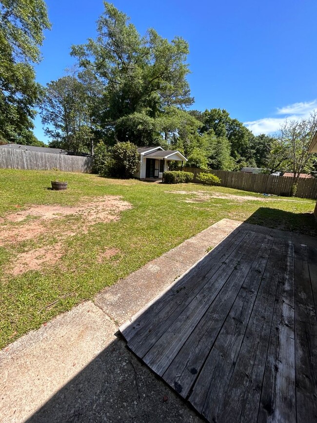 Building Photo - Storage shed!