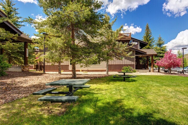 Building Photo - 2235 Sidewinder Dr
