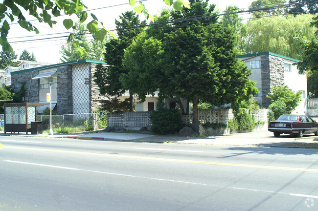 Building Photo - Heather Apartments