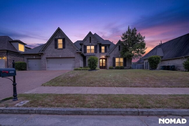 Building Photo - 4886 Fox Springs Dr