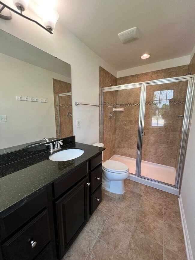 Building Photo - 2012 Elm Tree Ct