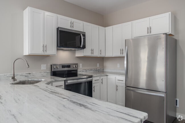 Interior Photo - Fallview on Main- 186 Main Street