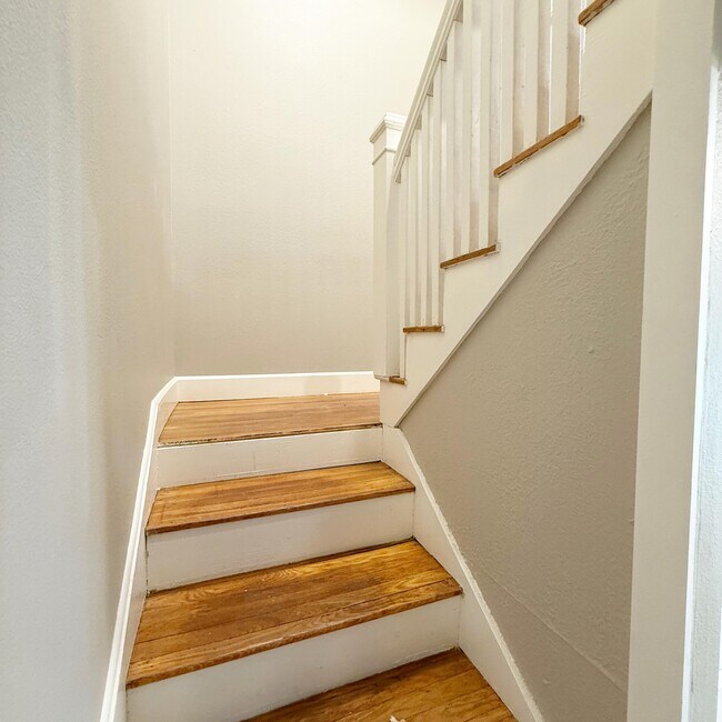 Building Photo - 2222 16th St