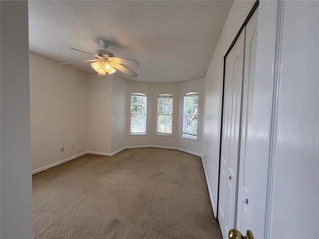 Building Photo - 554 Hiawatha Palm Pl